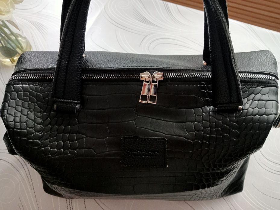 Сумка жіноча чорна