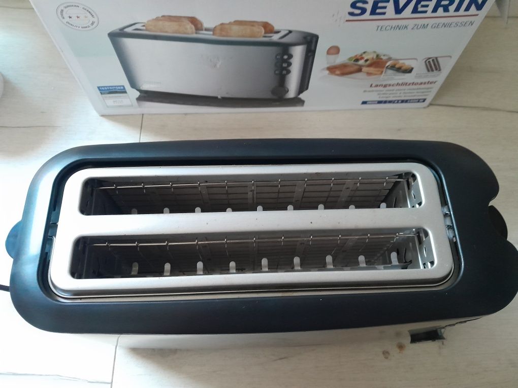 Toster automatyczny 1400w z długimi szczelinami severin at 2509