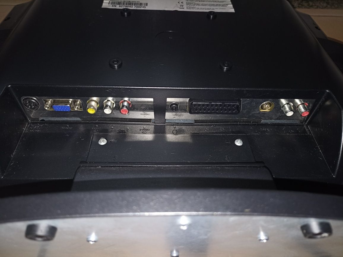 TV/PC a funcionar