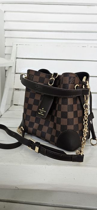 Śliczna torebka Louis vuitton