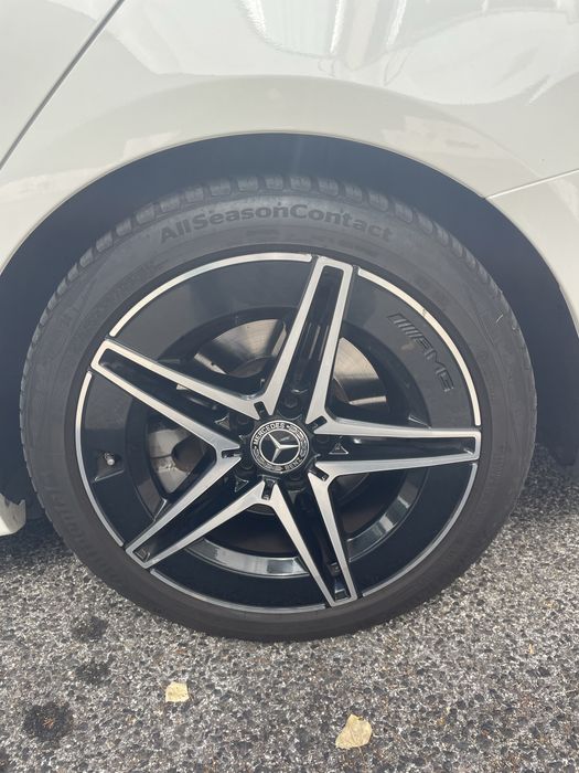 Mercedes-Benz C220 d AMG Line – 2022 (95.000 km)