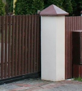 Ogrodzenie, czapki betonowe do słupów ogrodzeniowych