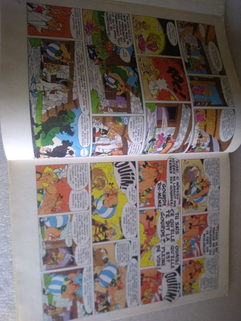 Raro livro banda desenhada de Asterix de 1983