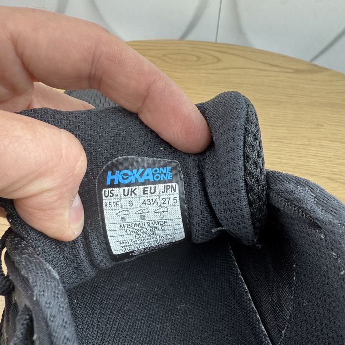 Оригінальні кросівки Hoka bondi 9