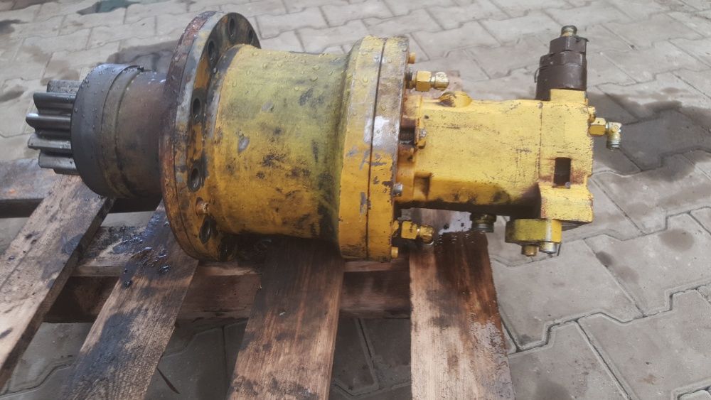 reduktor obrotu linde GD4 koparka atlas 1304 obrotnica 11 zębów 12 śr.