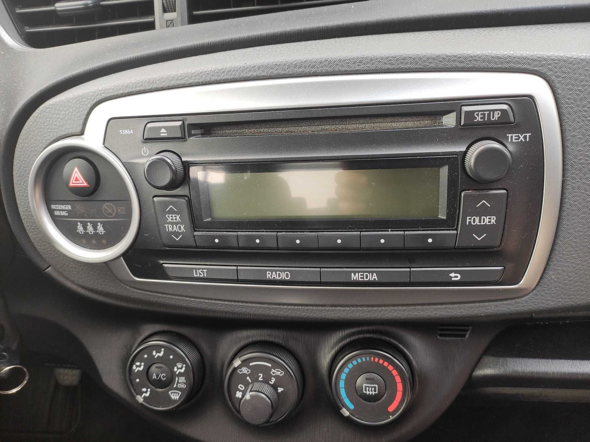 Radio Yaris 2014