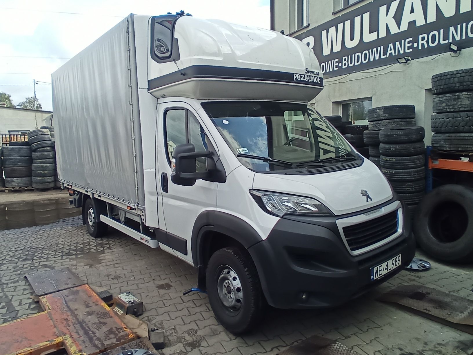 Wynajem BUS Kontener Winda Plandeka Winda