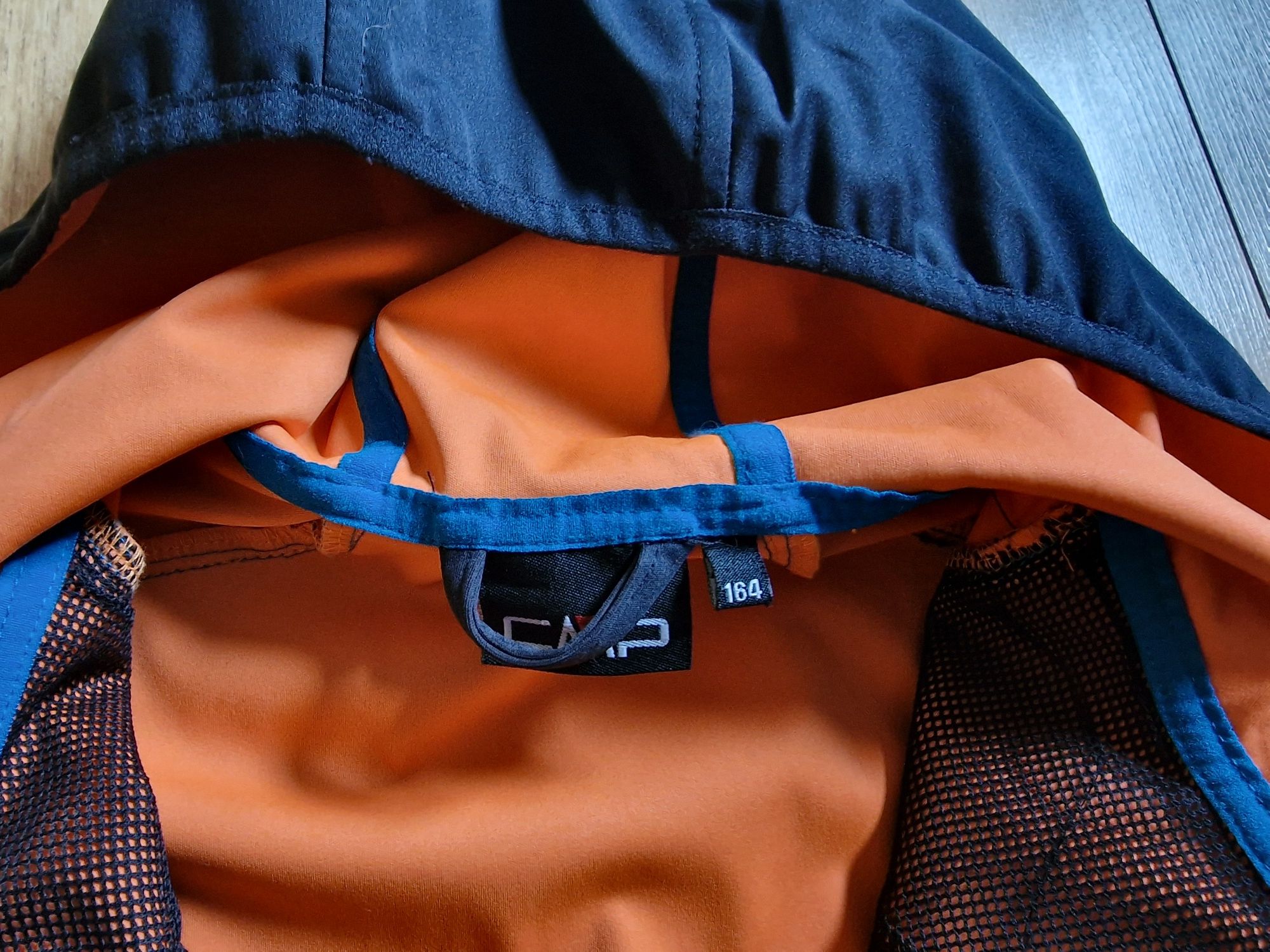 Softshell dziecięcy CMP w bdb stanie