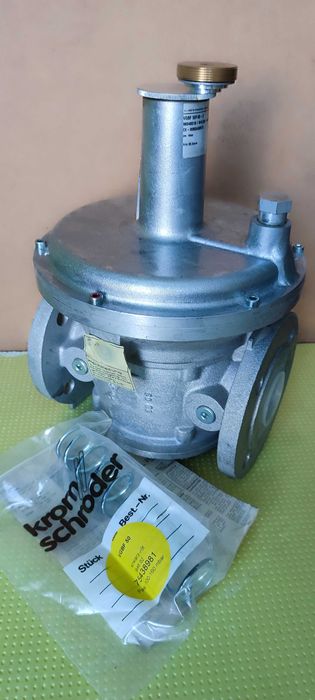 Регулятор тиску газу Kromschroder VGBF 50F40-3