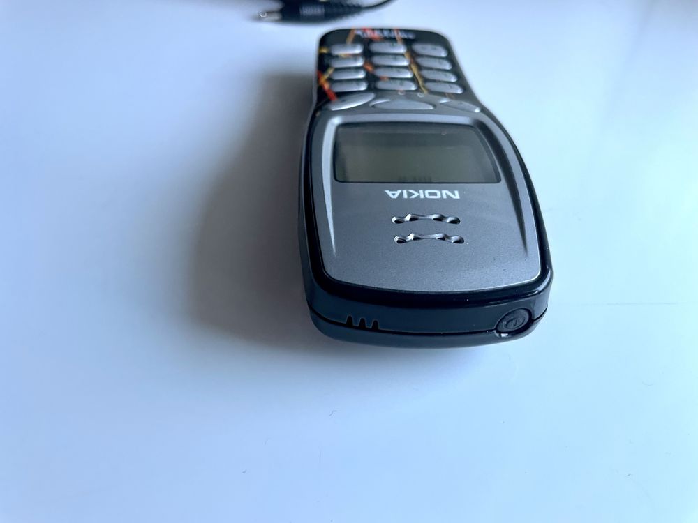 Nokia 3210 kolekcjonerska bardzo ladny stan