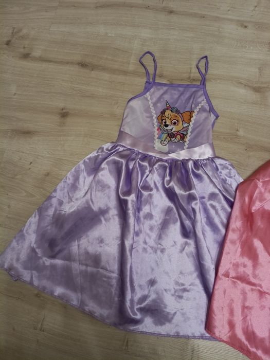 Sukienki na bal przebierańców