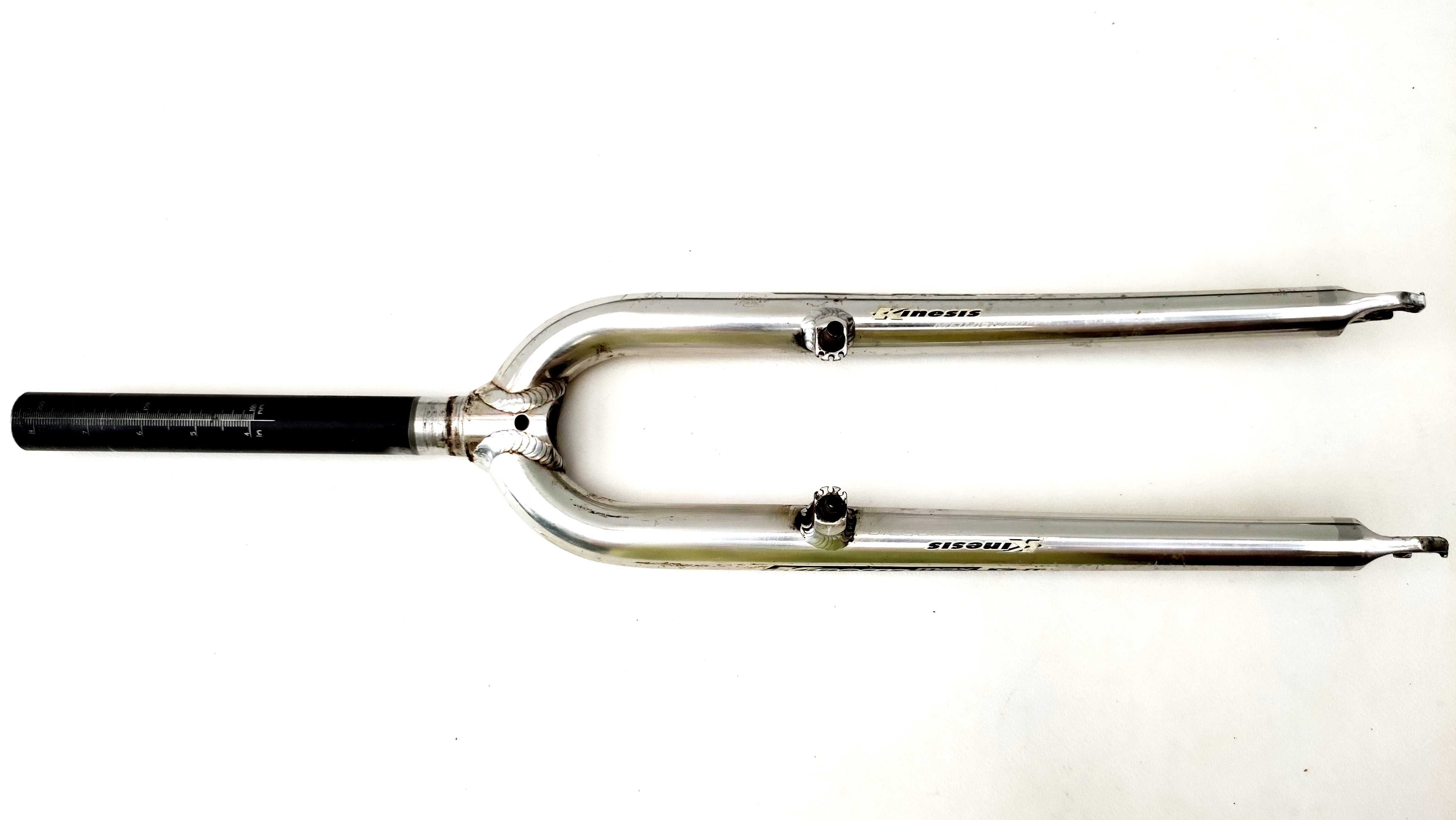 Lekki Widelec rowerowy KINESIS Alu 26'' 1 i 1/8'' 730 gr MTB nr 267