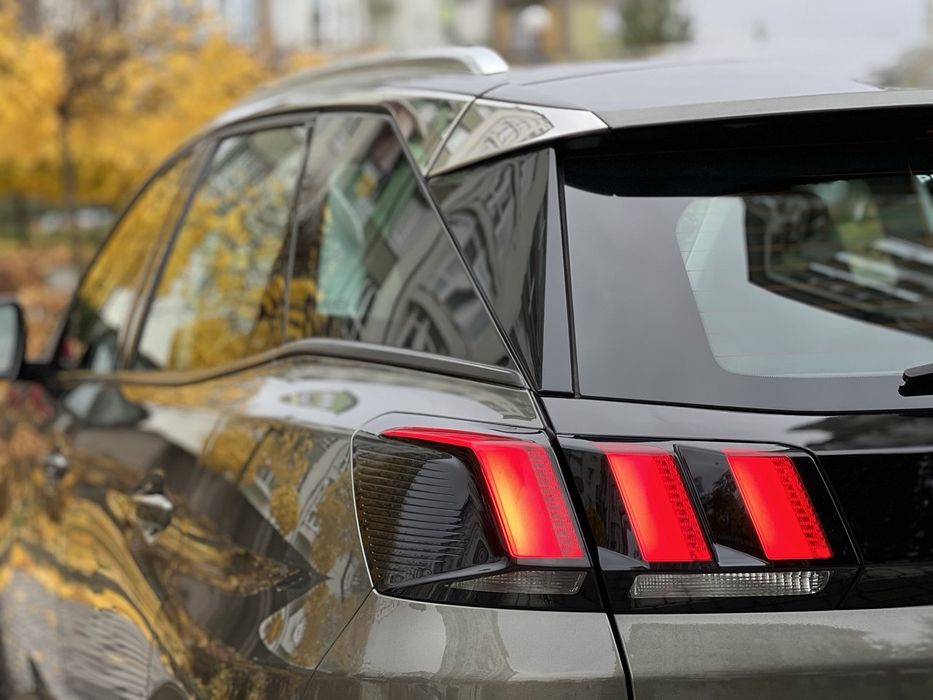 Peugeot 3008 2018 2.0 дизель не фарбований жоден елемент
