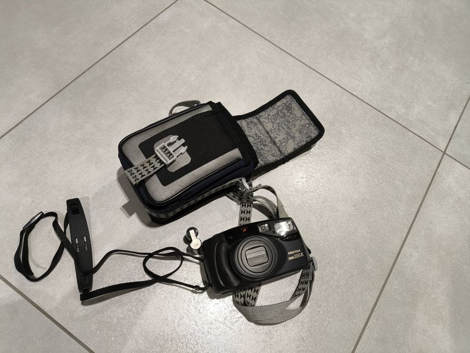 Pentax zoom 105 R - analogowy aparat