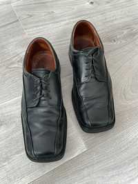 Buty czarne skórzane rozmiar 40 eleganckie