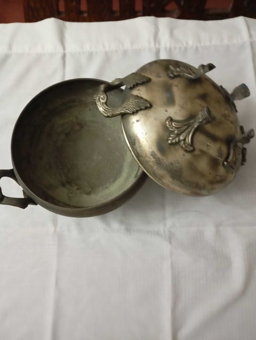 Várias peças antigas lindíssimas