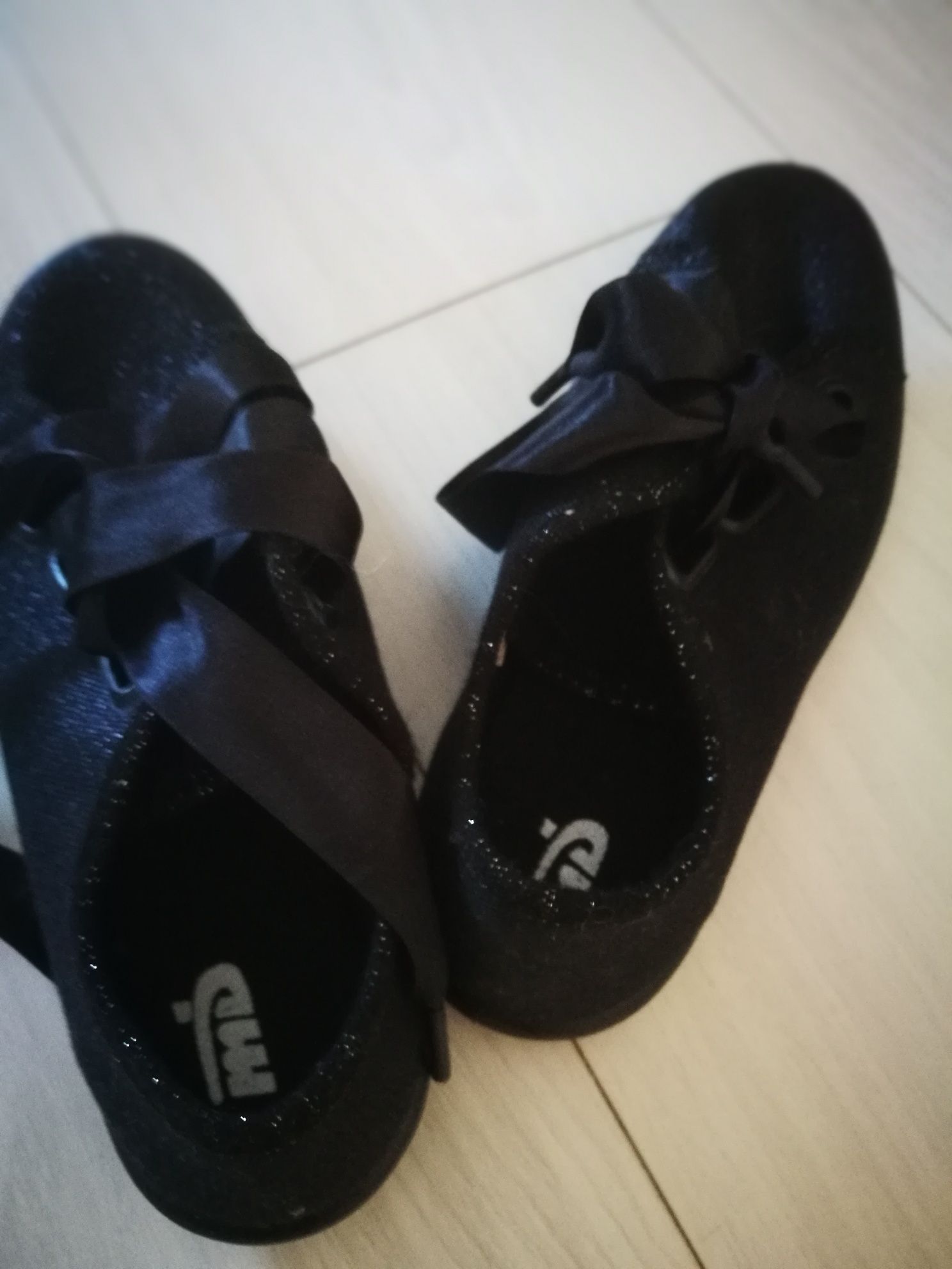 Tenisówki nowe rozmiar 34