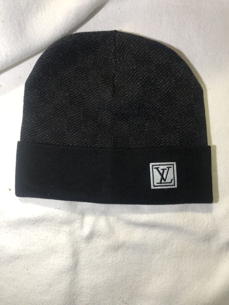 Gorro louis vuitton preto