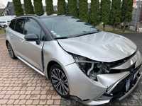 Toyota Corolla uszkodzony