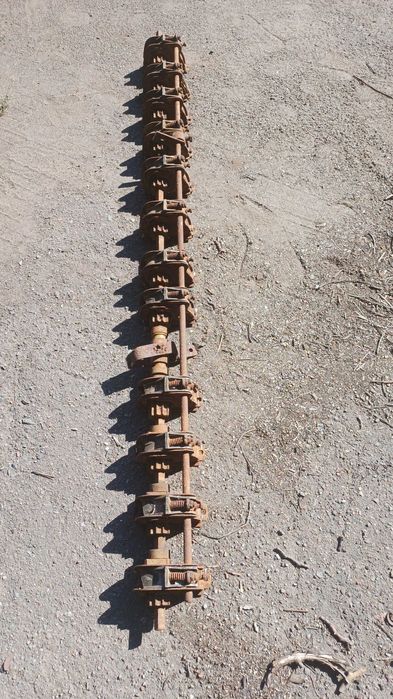 Продам  розборка сівалки СЗ-3,6 днище вали вкладиші кріплення