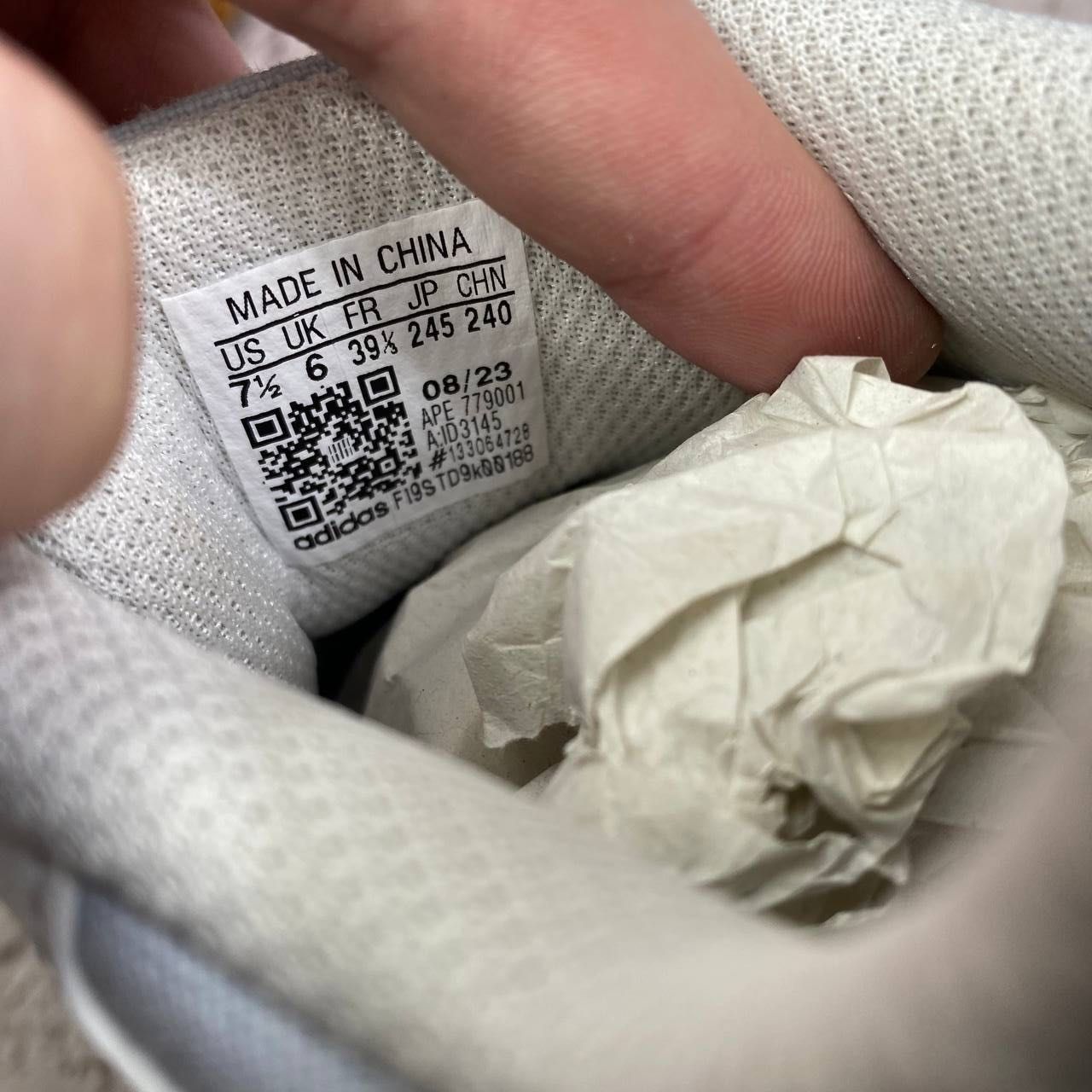 id3145 оригінал adidas responce cl жіночі кросівки