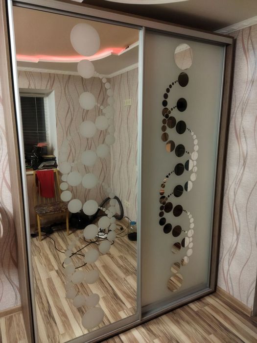 Шафа купе майже нова