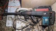 Відбійник Makita