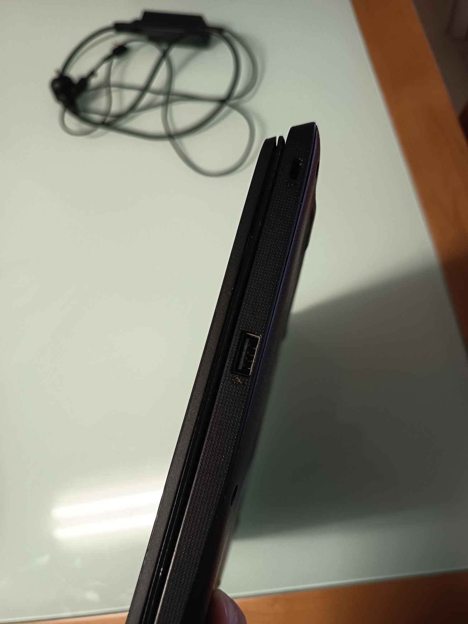 Portatil Acer Aspire3 Rysen7 - 8GB DDR4 - 4TB SSD