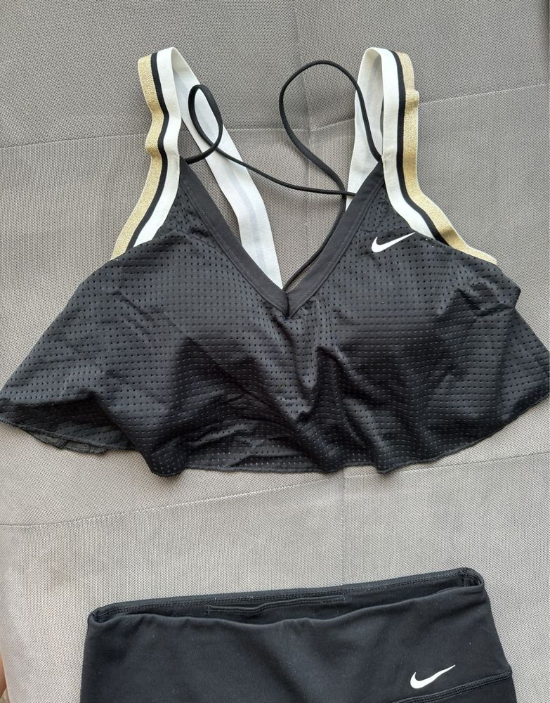 Спортивний комплект Nike Dry Fit топ+легінси