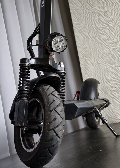 Електросамокат KUGOO M4 PRO (Терміново)