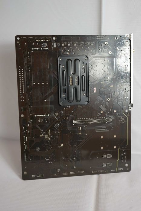 Материнська плата GiGABYTE B650 Gaming X AX