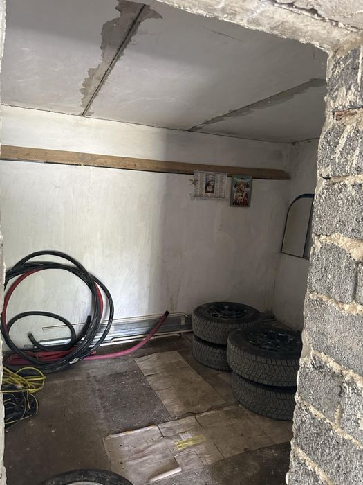 Гараж Ленкавського Манхеттен центр озеро 33,8м