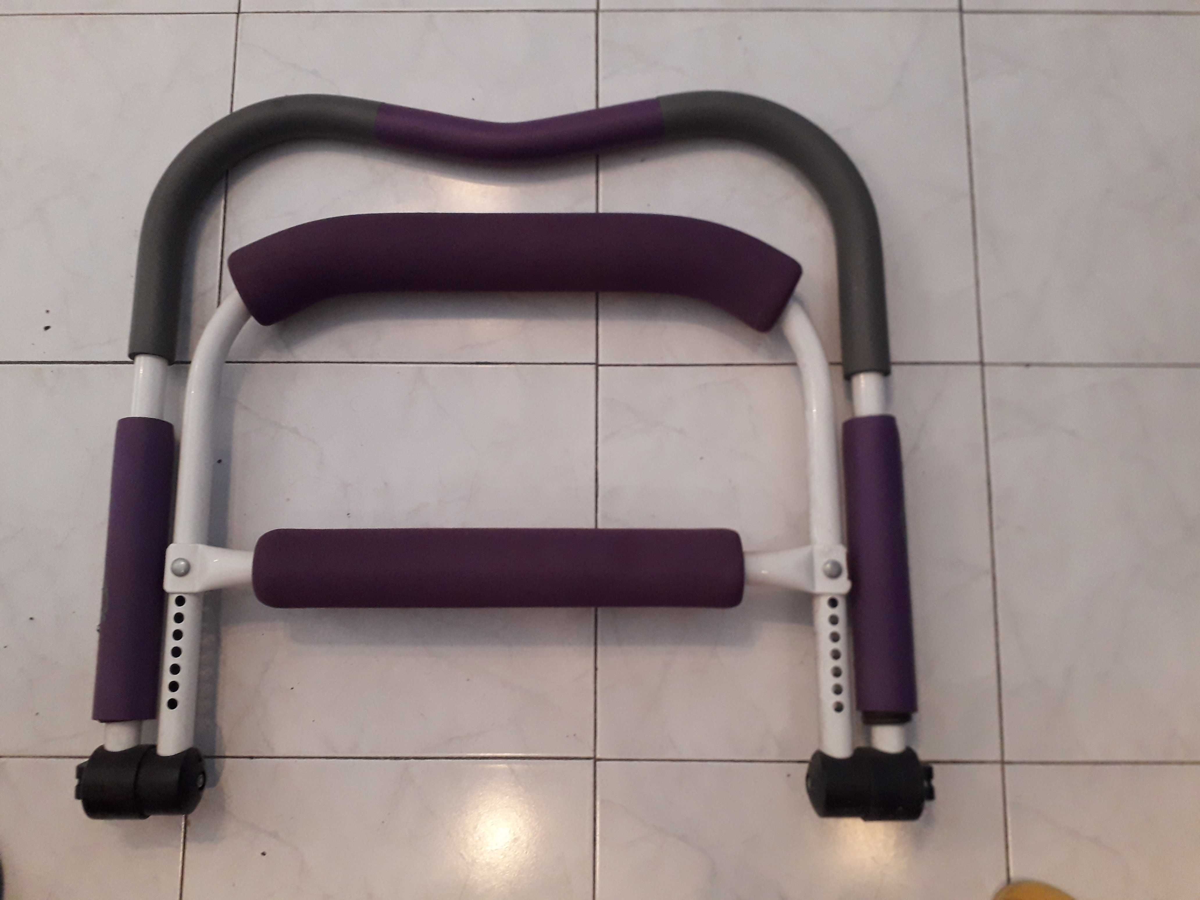 Aparelho de ginástica para abdominais. Modelo: Exerflex