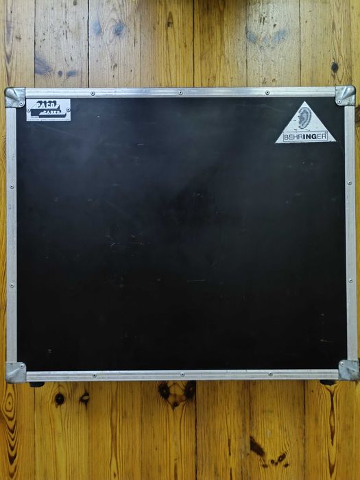 Behringer PMH 5000 - powermikser