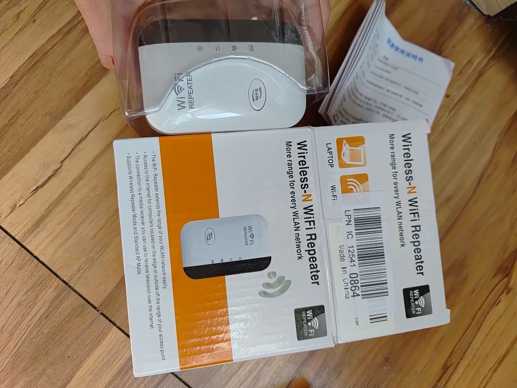 Wzmacniacz sygnalu WiFi Angielska wtyczka