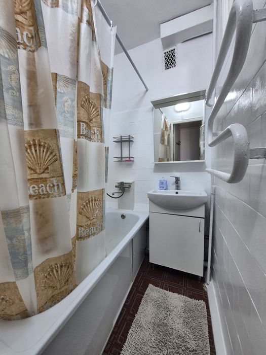 Оренда двокімнатної квартири вул. Захисників України