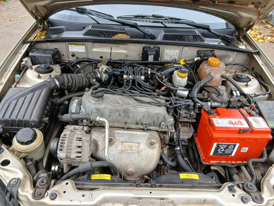 Продам свій автомобіль Daewwo Lanos 2011 року