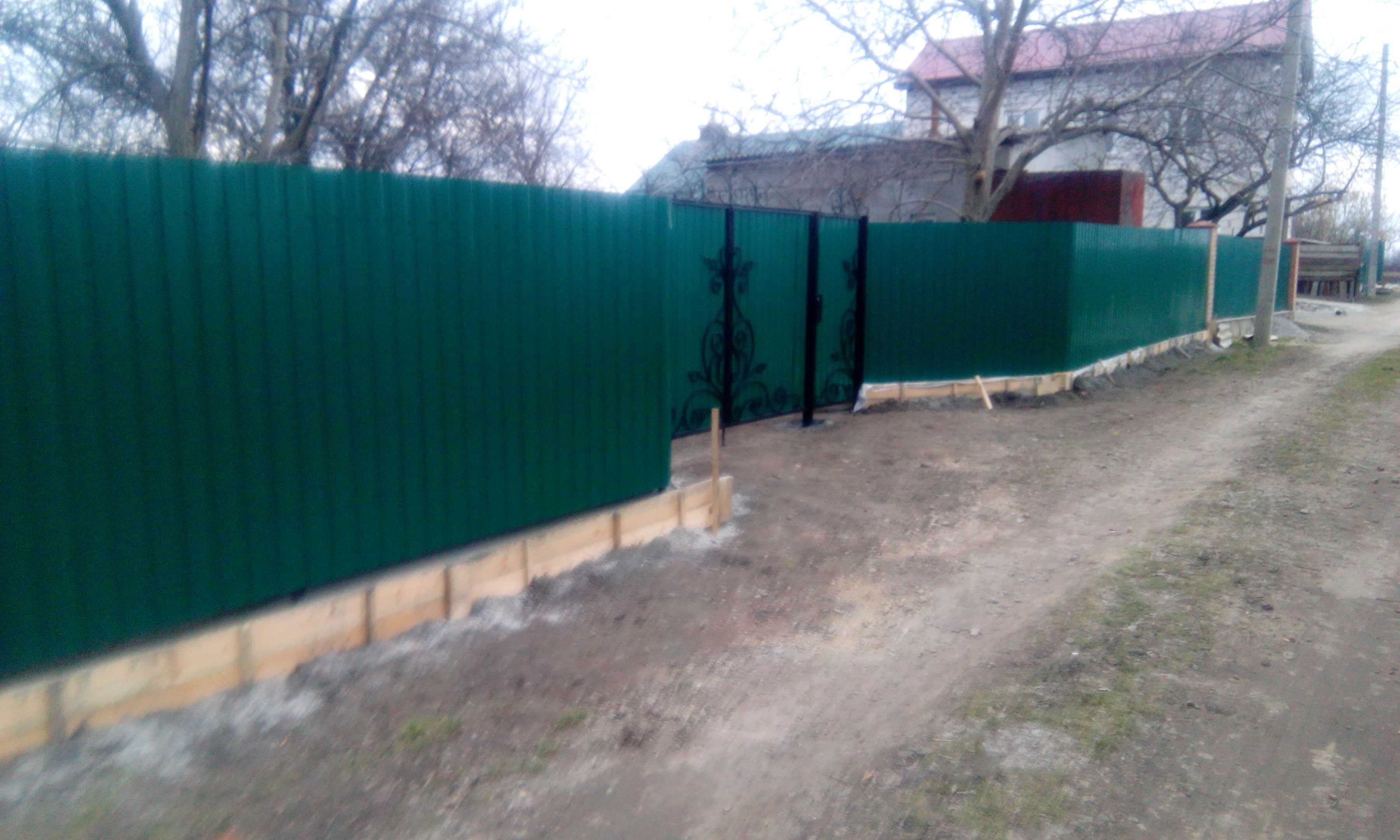 Забор (металлопрофиль) под ключ