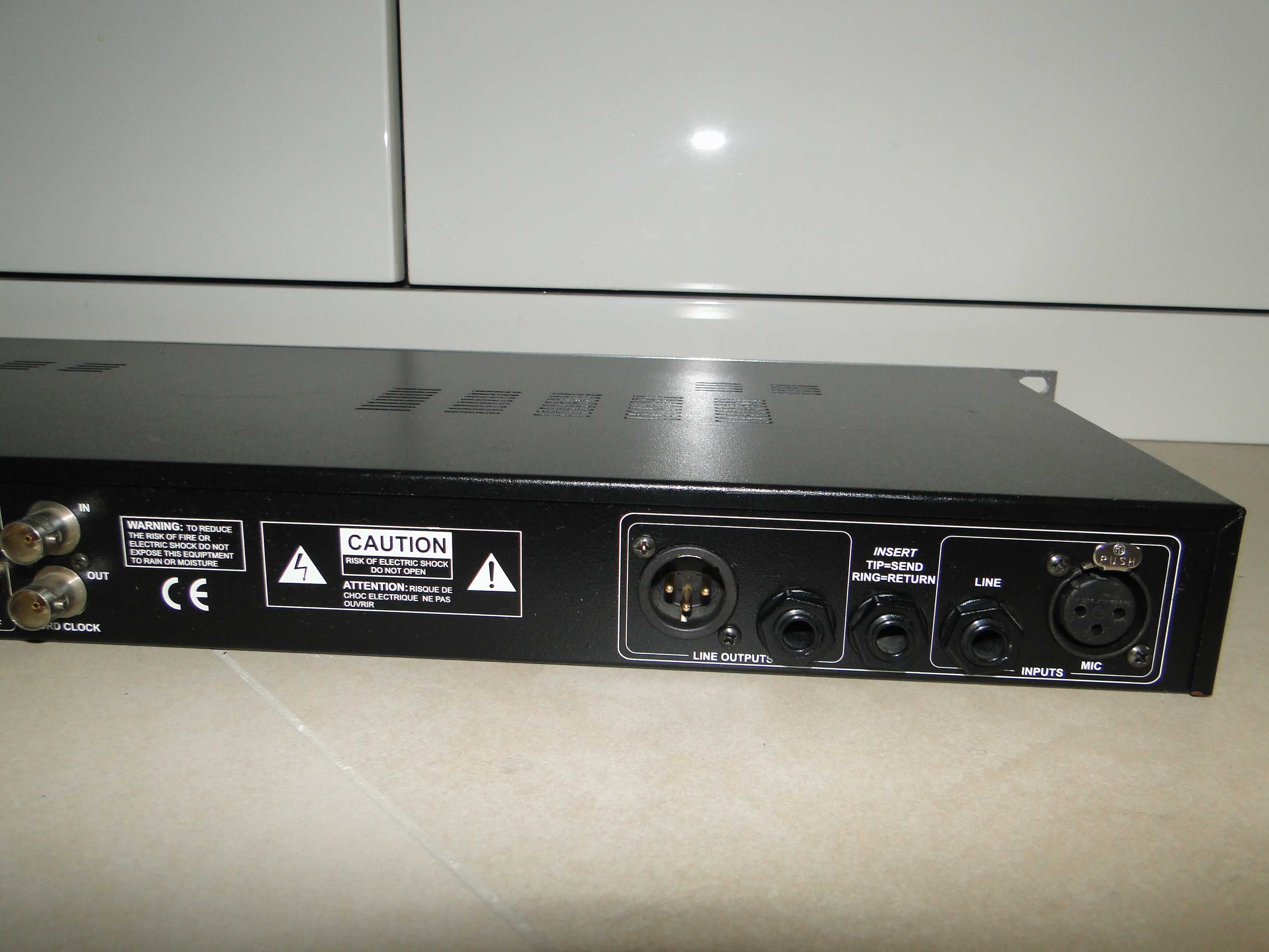 Lampowy Przedwzmacniacz Mikrofon Kompresor DBX 376 TUBE CHANNEL STRIP