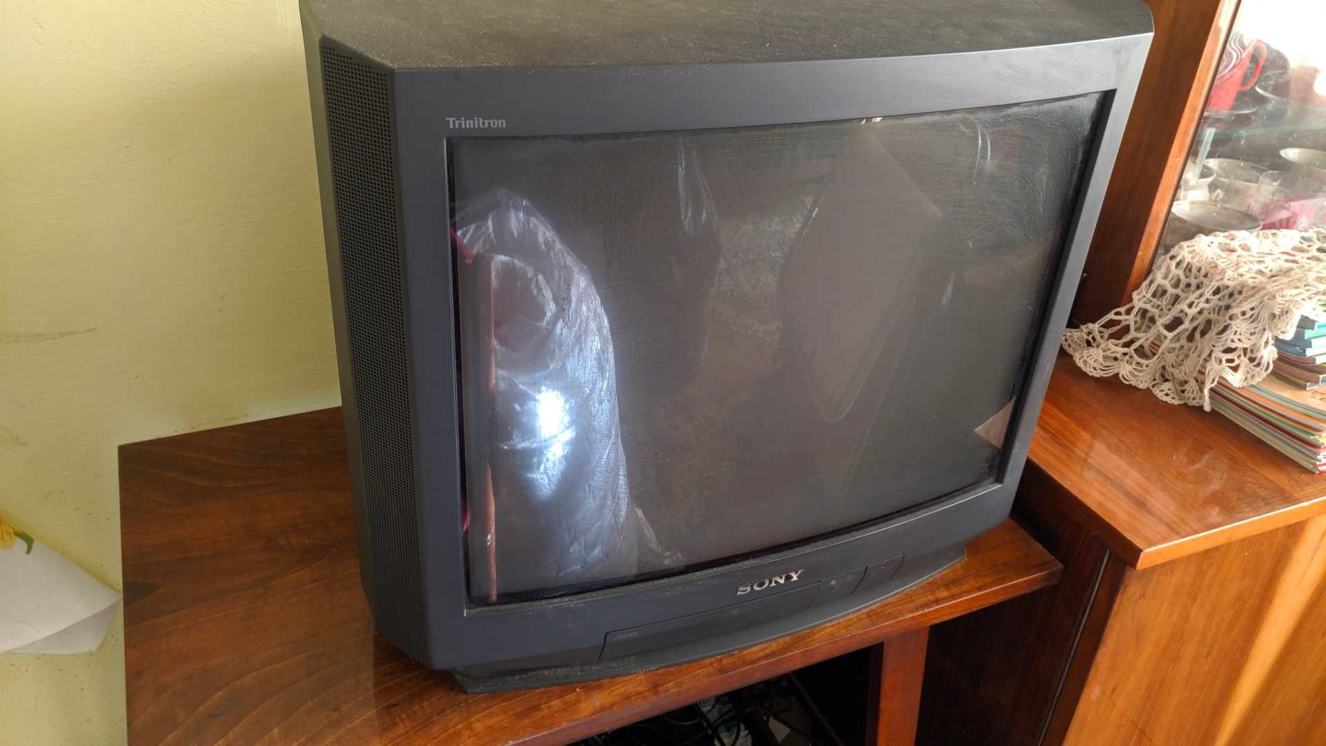 Telewizor 21" SONY HiBlack Trinitron KV-21X5K