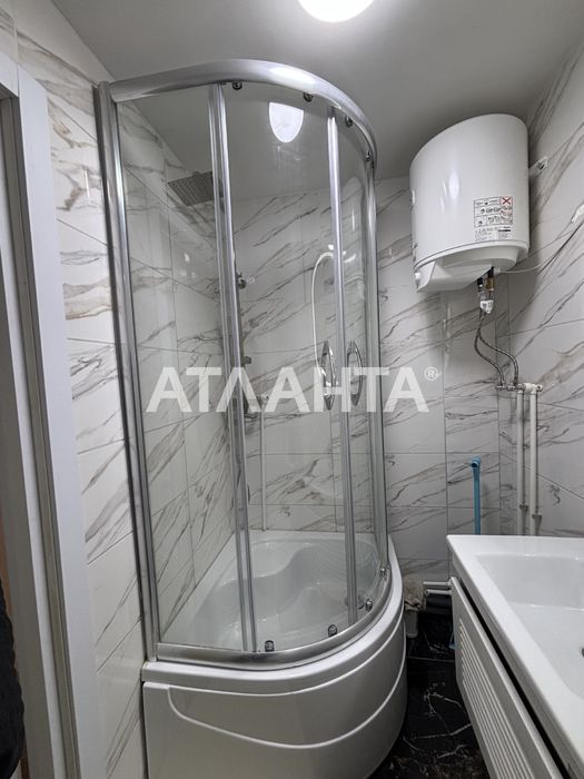 Черемушки. Продам 2 ком.квартиру с ремонтом.Средний этаж/Филатова