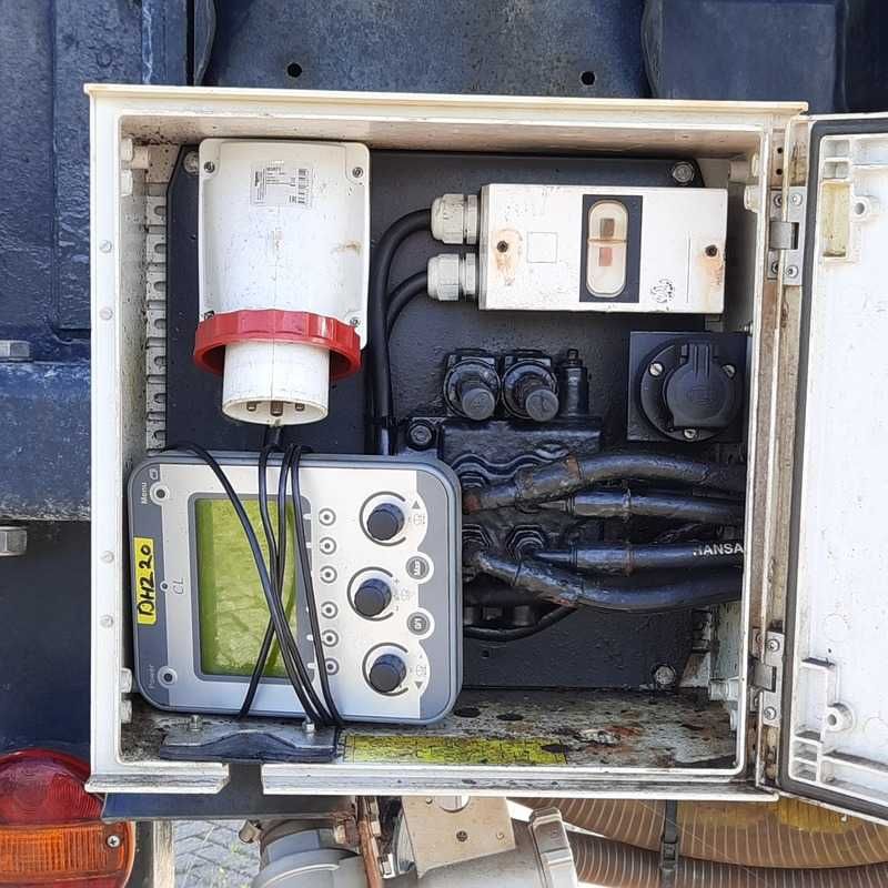 Piaskarka Solarka Posypywarka Schmidt Nido Stratos silnik Disel Epoke