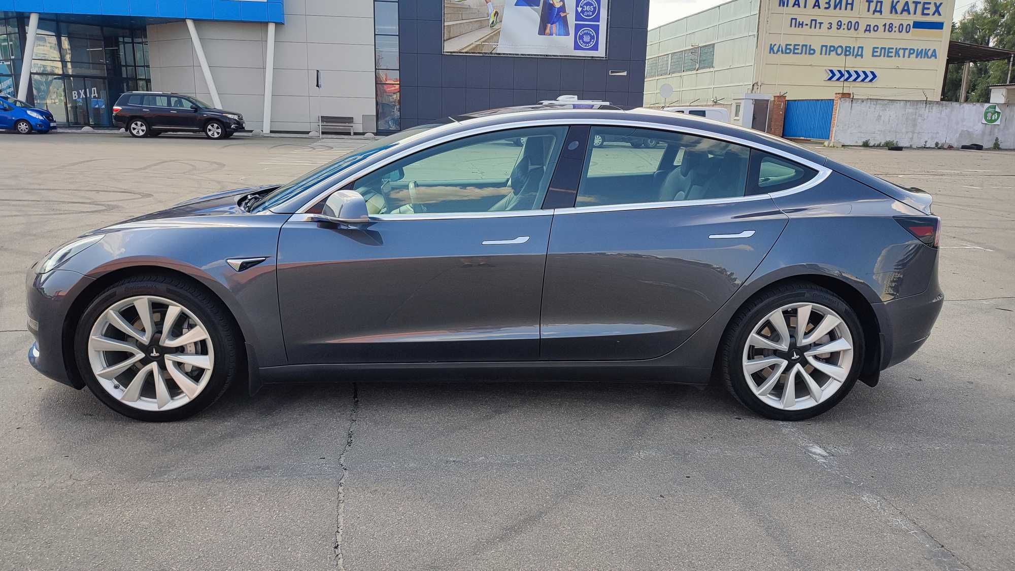 Tesla Model 3 2019 Long Range Dual Motor