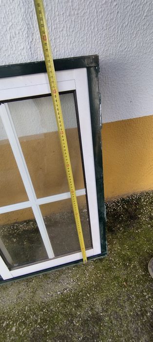 Janelas em alumínio com vidro duplo