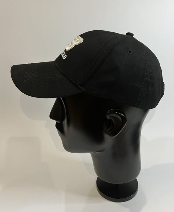 Кепка new balance чорний та білий лого