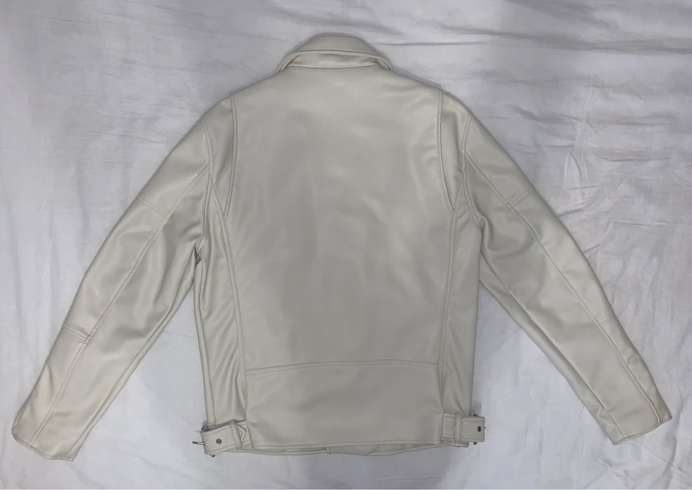 Байкерская куртка из экокожи. Zara косуха