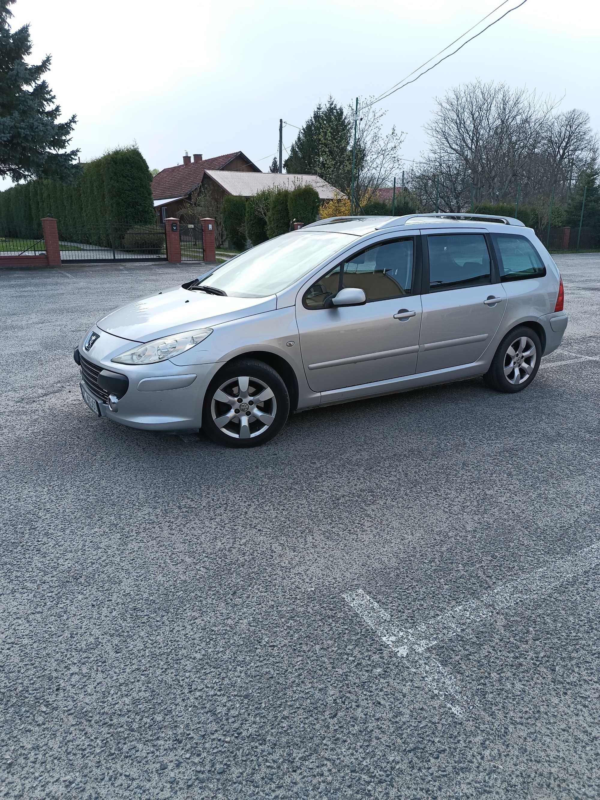 Peugeot 307 SW 2005r 2.0 16v 140km Benz-gaz