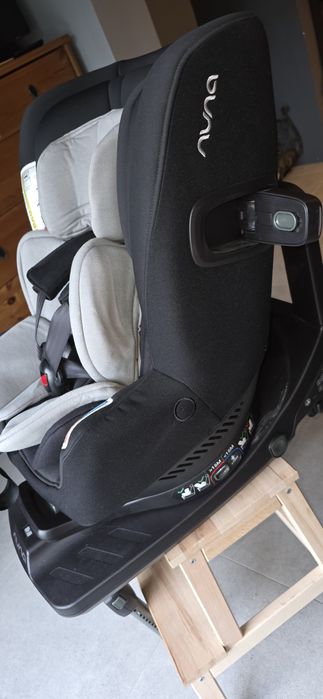 Nuna prym fotelik z bazą od 0-4 lat wkładka i pokrowiec letni