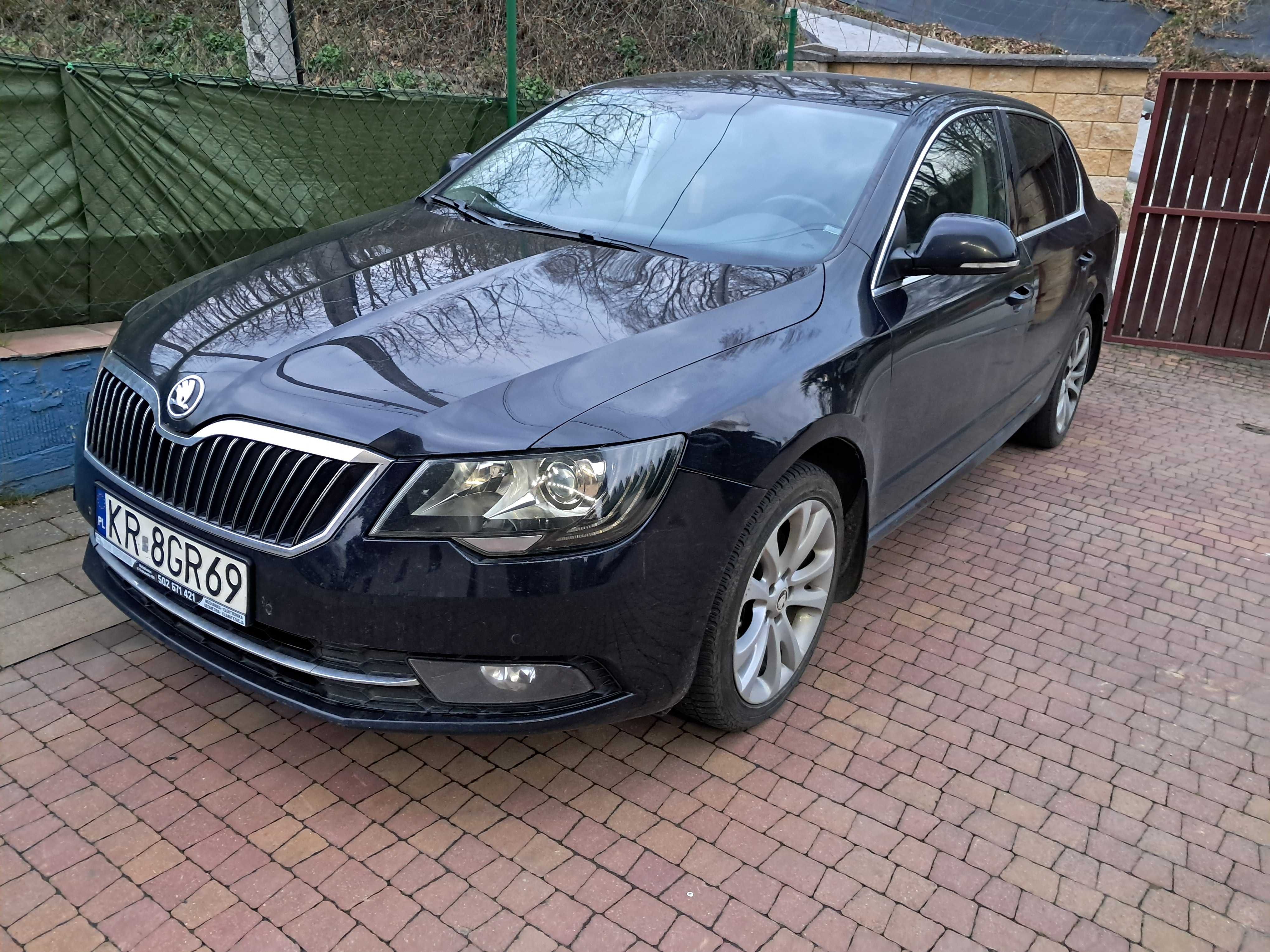 Wynajem Samochodów  Ople Astry Kombi Ben+Gaz Busy 9 os cabrio