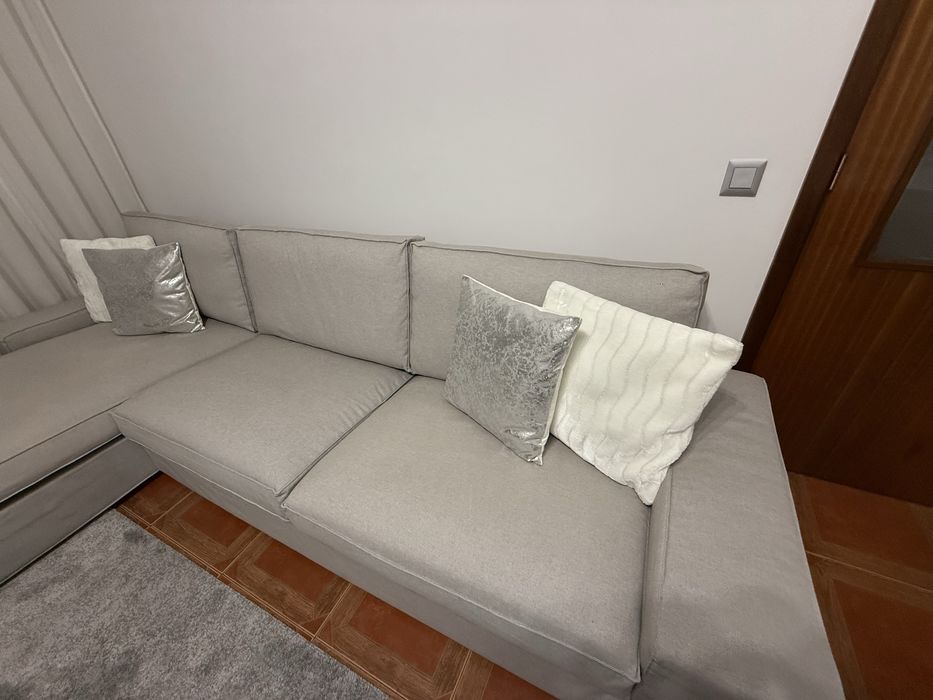 Sofá Kivik Ikea 3 lugares com chaise longue capa removível
